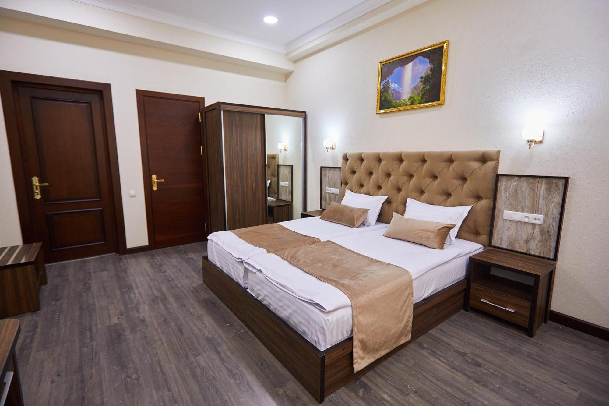 Grand Art Hotel Tashkent Luaran gambar